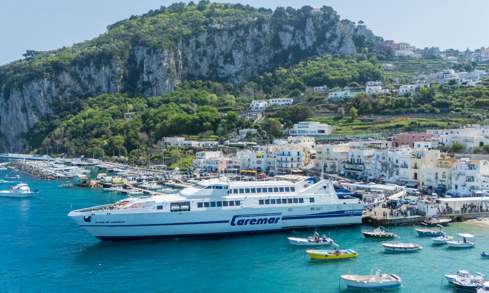 Traghetto Motonave Veloce Isola di Vulcano